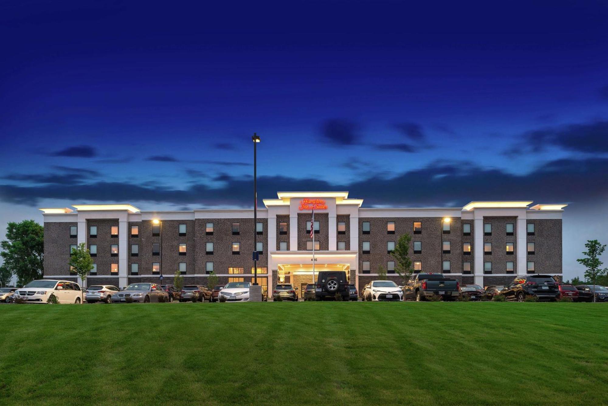Hampton Inn & Suites Saint Paul Oakdale Woodbury Exterior foto